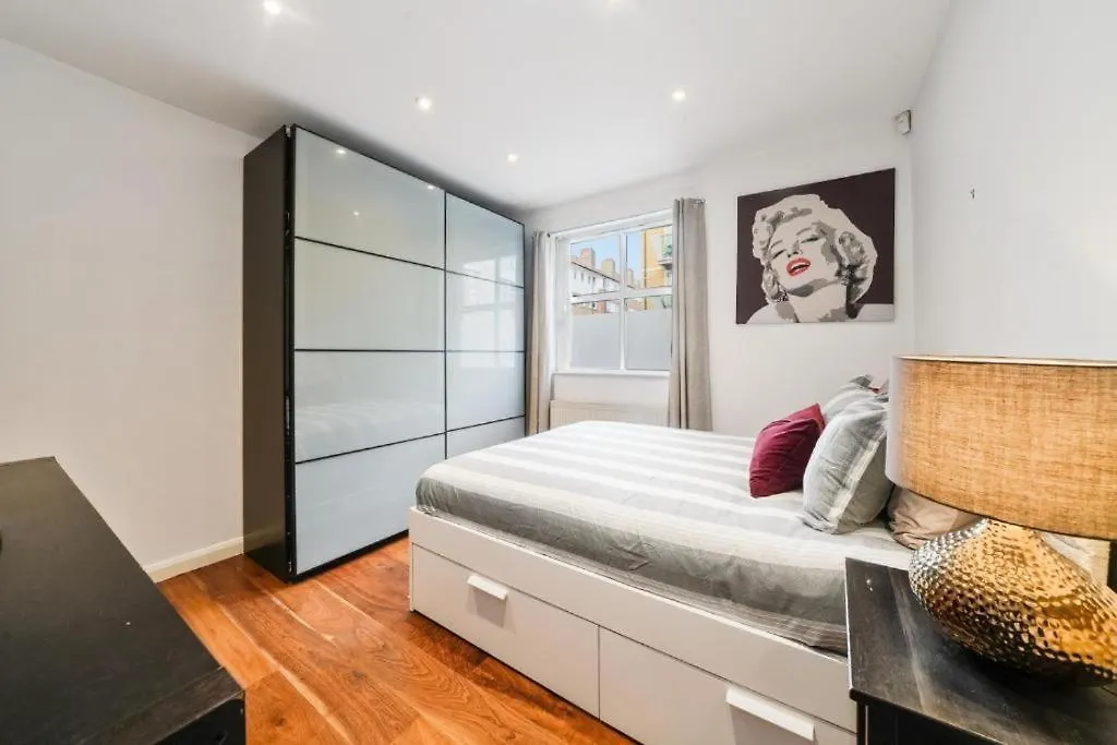 City 2 Bedroom Apartment London Tower Bridge With Free Secure Gated Parking - Perfect For Long Stay United Kingdom